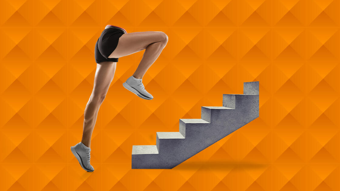 У ваших ног: 5 причин полюбить ходьбу по лестнице в офисе и дома